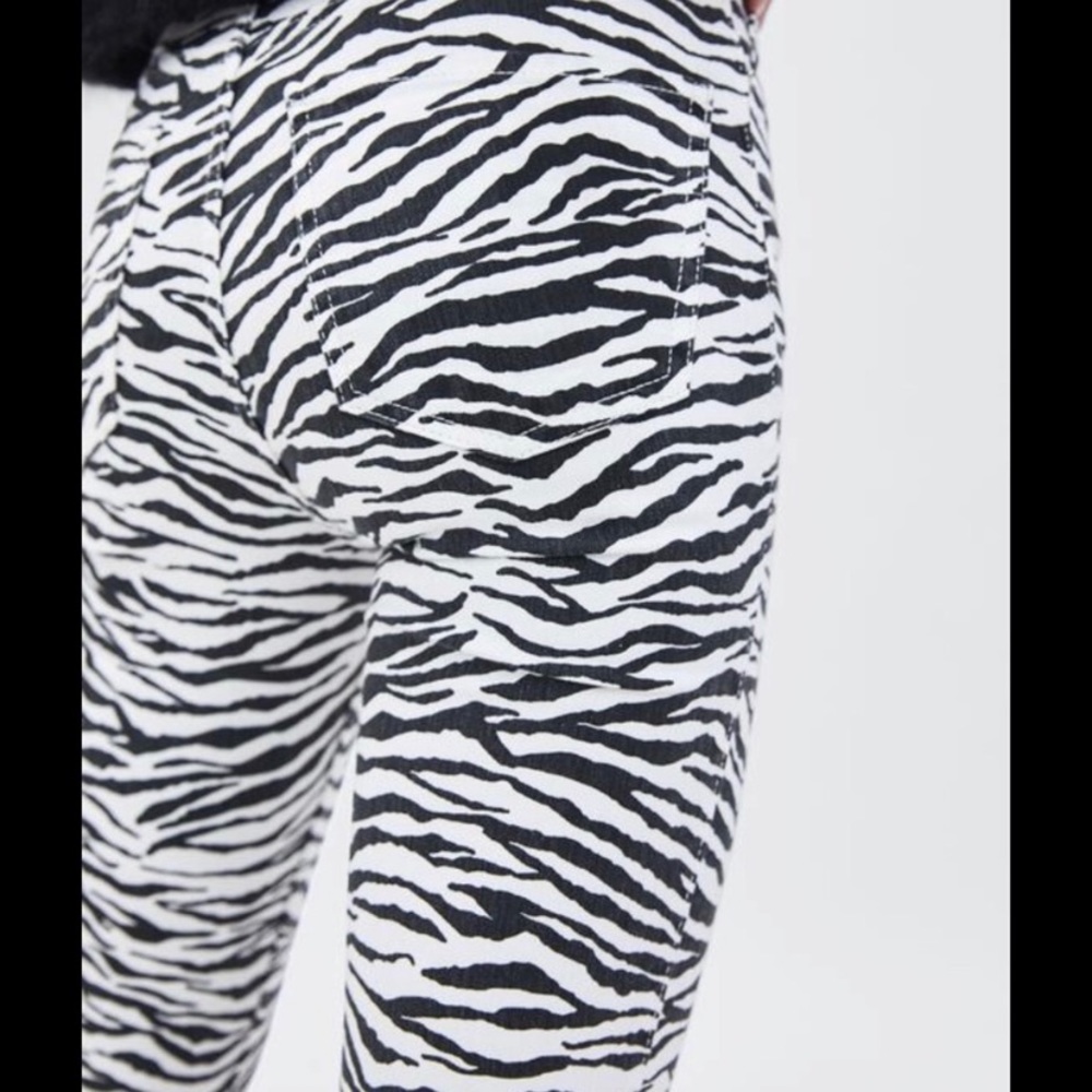 Zebra-striped Jeans from Zara - Picture 2 of 5